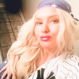 Meet your Posher, Carleylynn